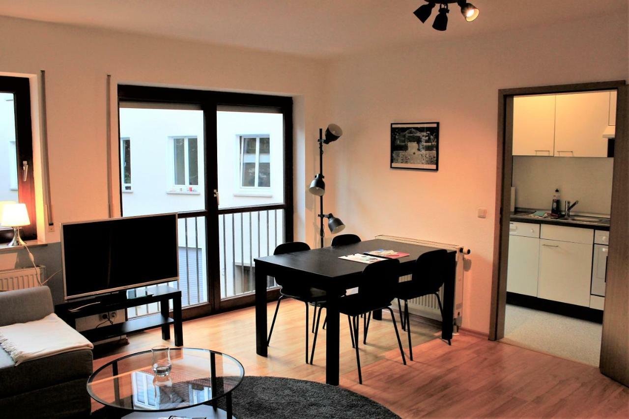 Modernes Apartment Im Herzen Von Вюрцбург Екстер'єр фото